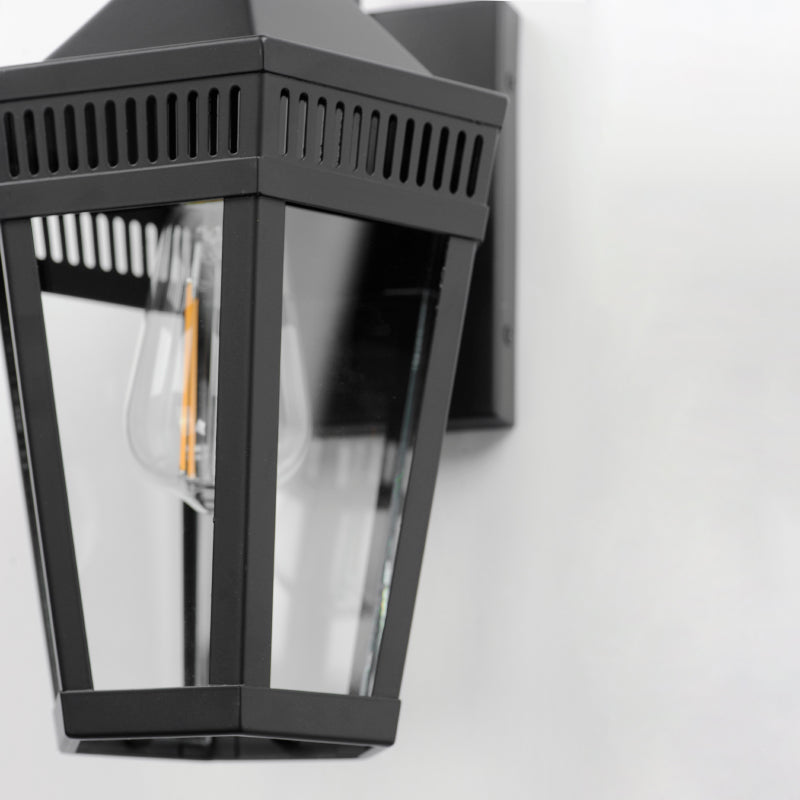 Maxim 30591 Oxford 1-lt 14" Tall Outdoor Wall Sconce