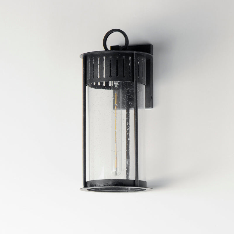 Maxim 30633 Windsor 1-lt 18" Tall Outdoor Wall Sconce