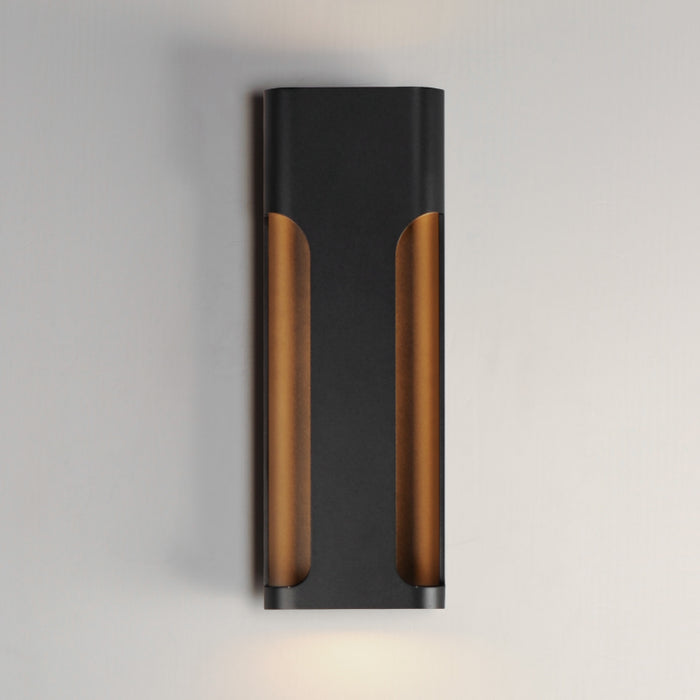 ET2 E30214 Maglev 1-lt 18" Tall LED Outdoor Wall Sconce