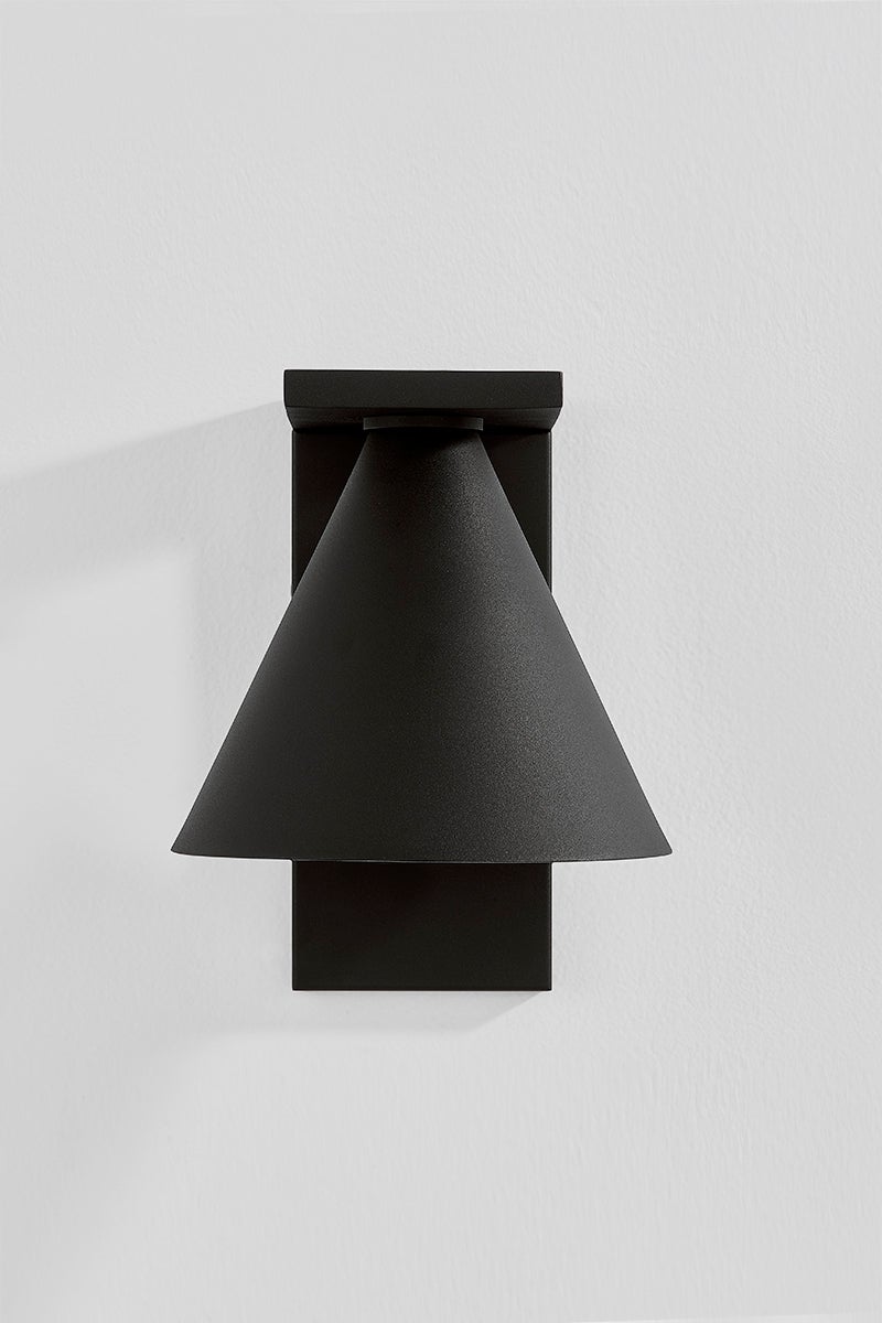 Troy B3909 Sean 1-lt 9" Tall Outdoor Wall Sconce