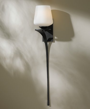 Hubbardton Forge 204710 Antasia 1-lt 27" Tall Wall Sconce
