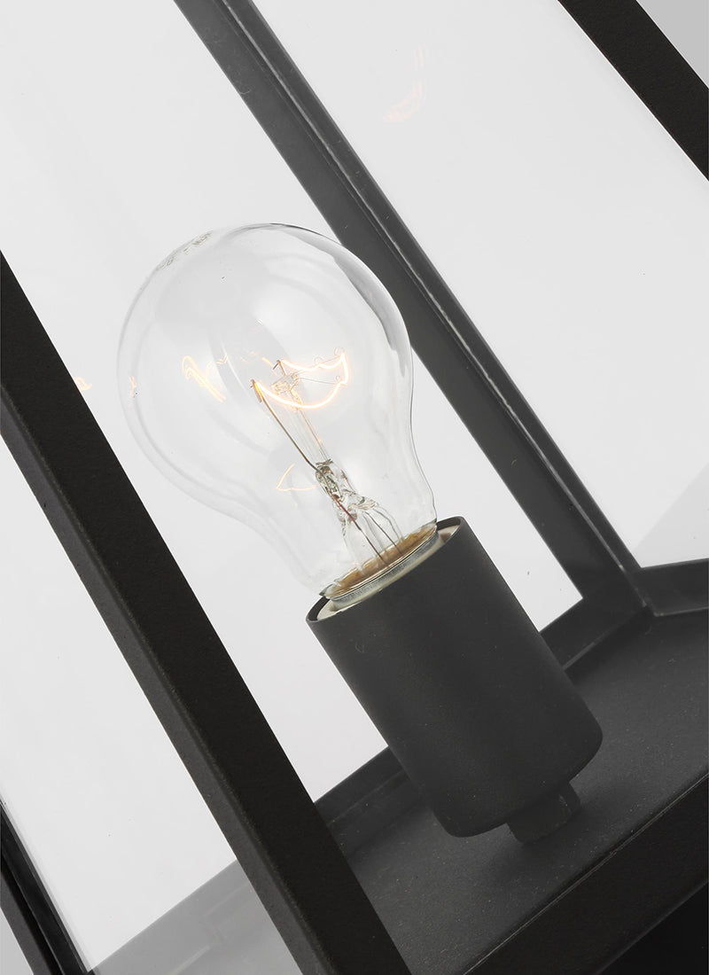 Visual Comfort 8248401EN7 Founders 1-lt 17" Tall LED Post Lantern