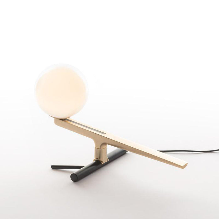 Artemide Yanzi LED Table Lamp