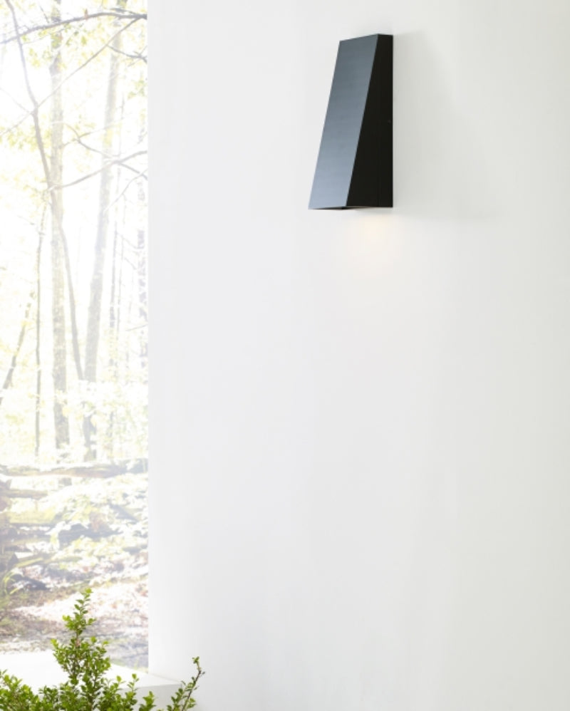Visual Comfort 700OWPIT12 Pitch 12 1-lt 12" Tall LED Indoor/Outdoor Wall Sconce