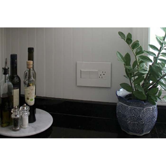 Adorne ASPD1532 15A Paddle Switch with Microban, 277V