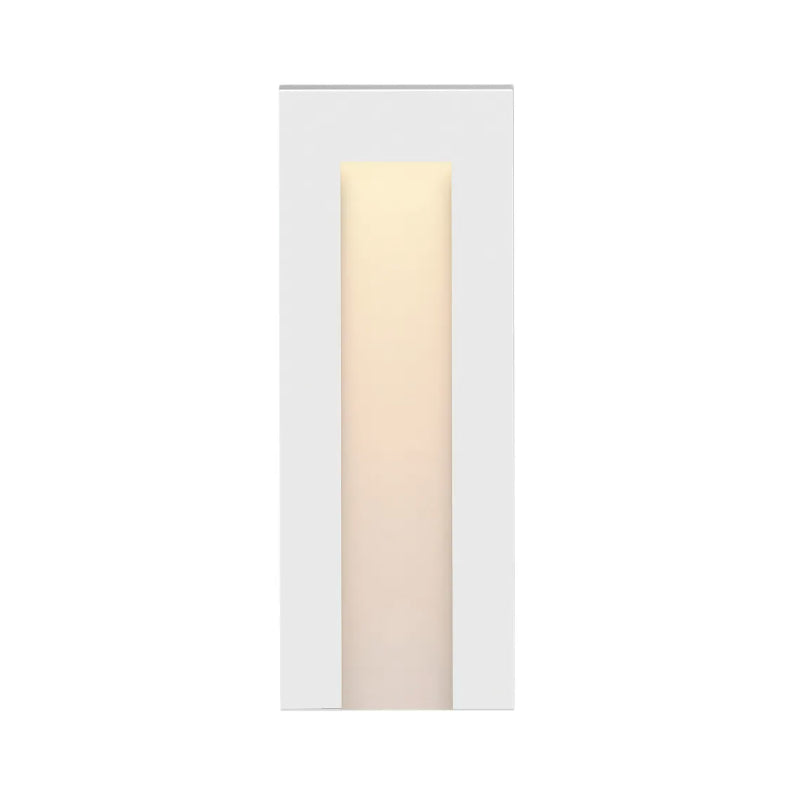 Hinkley 1551 Taper 1-lt 8" Tall LED Vertical Deck Sconce