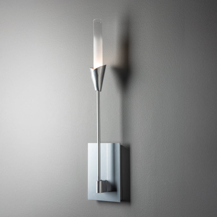 Hubbardton Forge 201700 Lilium 1-lt 24" Tall Wall Sconce