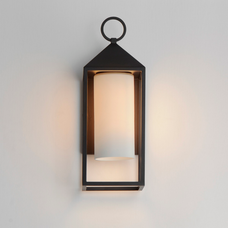 Maxim 30072 Aldous 1-lt 17" Tall Outdoor Wall Sconce