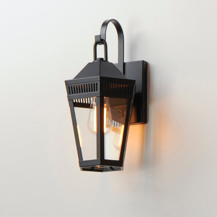 Maxim 30591 Oxford 1-lt 14" Tall Outdoor Wall Sconce