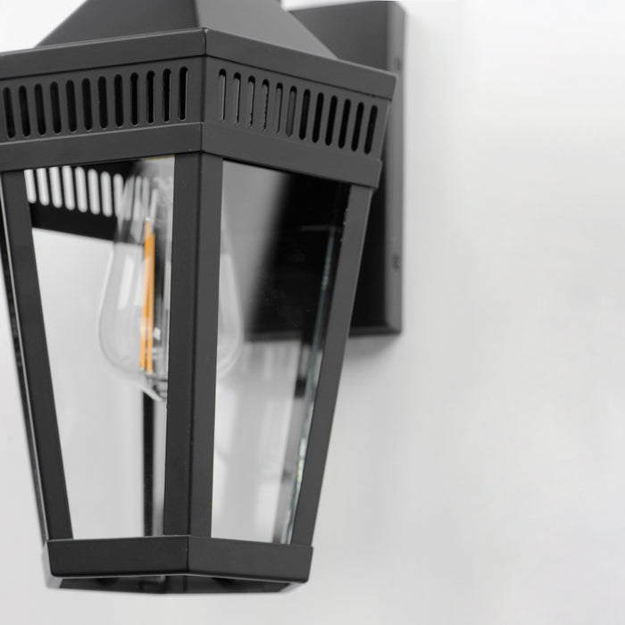 Maxim 30591 Oxford 1-lt 14" Tall Outdoor Wall Sconce