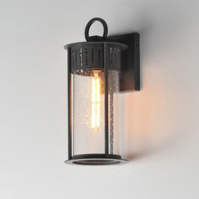 Maxim 30633 Windsor 1-lt 18" Tall Outdoor Wall Sconce