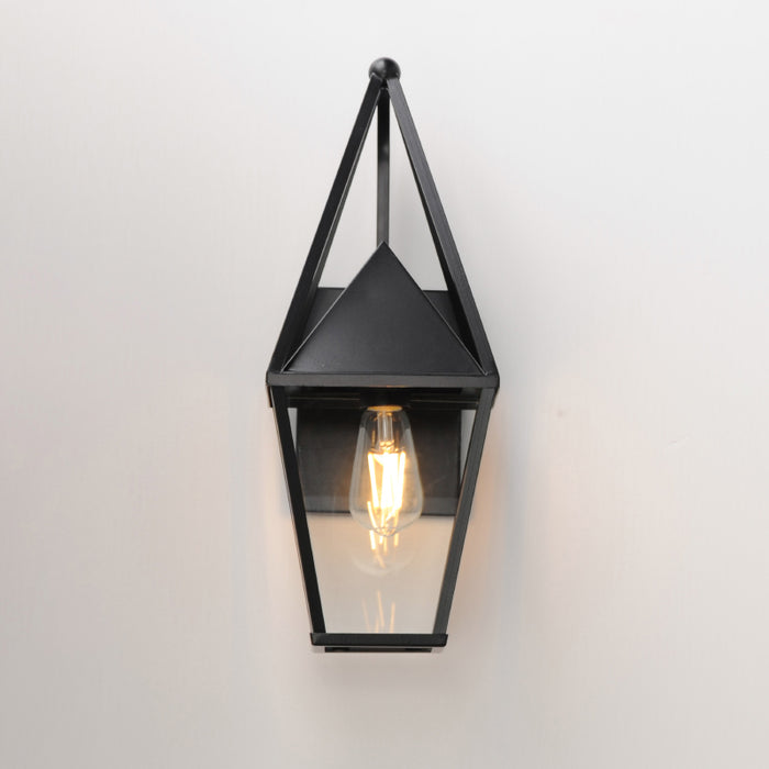 Maxim 3162 Bavaria 1-lt 18" Tall Outdoor Wall Sconce