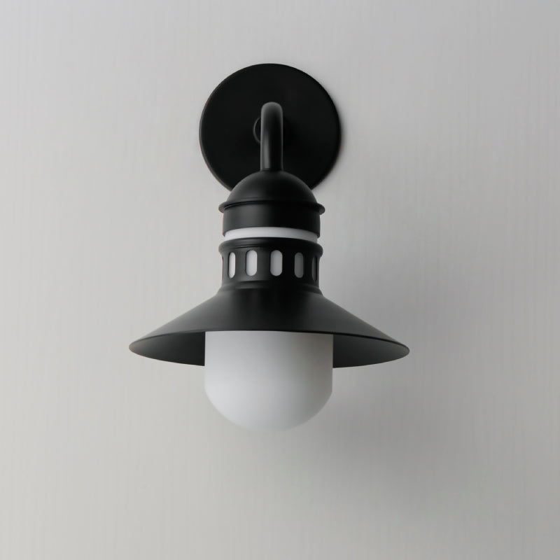 Maxim 35122 Admiralty 1-lt 15" Tall Outdoor Wall Sconce