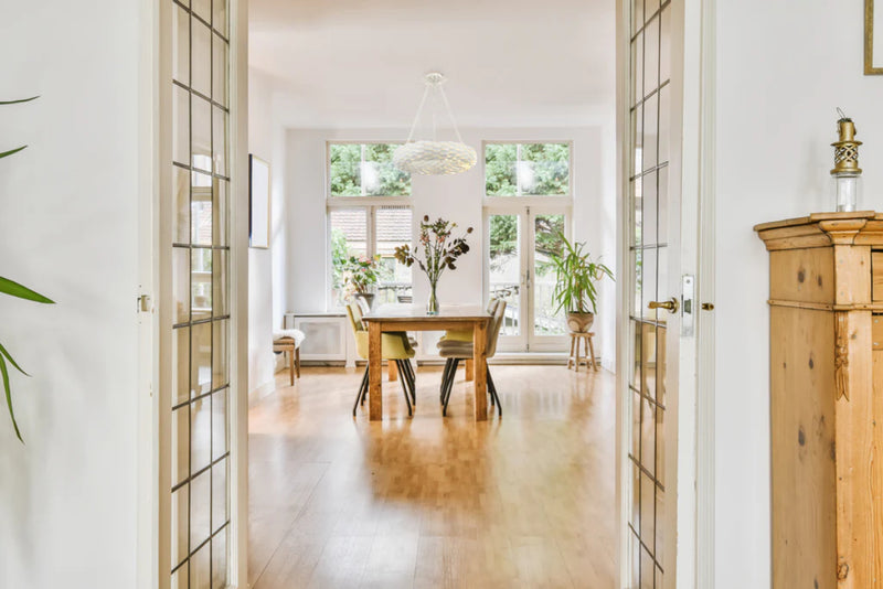 Crystorama 536 Broche 6-lt 24" Chandelier