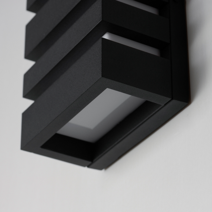 Maxim 86262 Keyes 1-lt 14" Tall LED Outdoor Wall Sconce