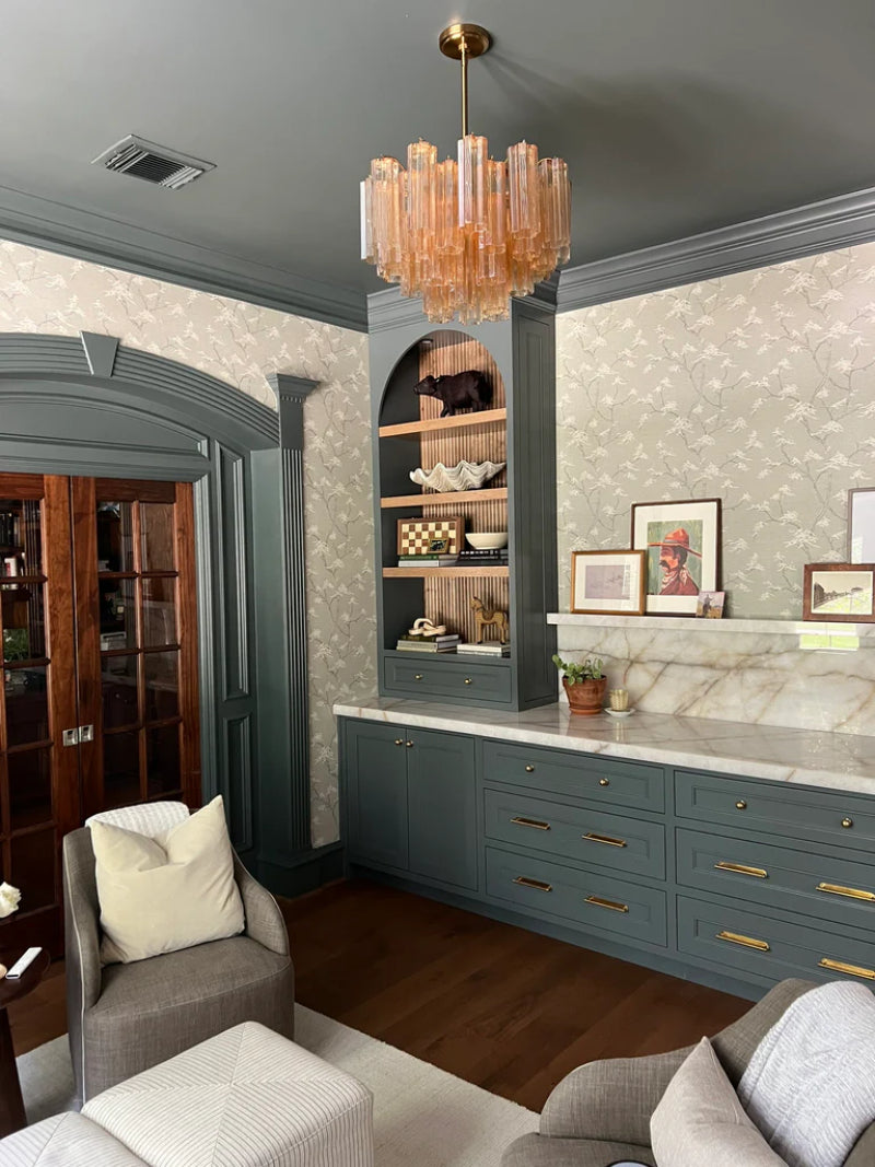 Crystorama ADD-308 Addis 9-lt 22" Chandelier - Aged Brass/Amber