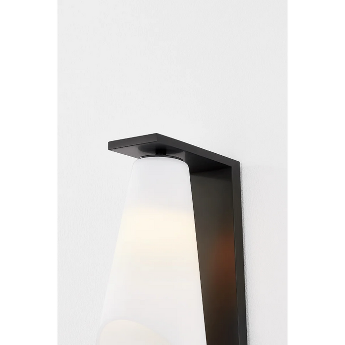 Hudson Valley 9316 Andros 1-lt 16" Tall Wall Sconce