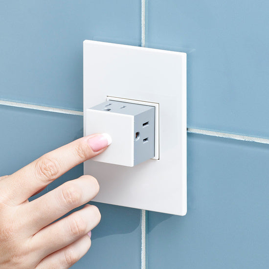 Adorne AWP1G2WHW10 1-Gang Screwless Wall Plate with Microban