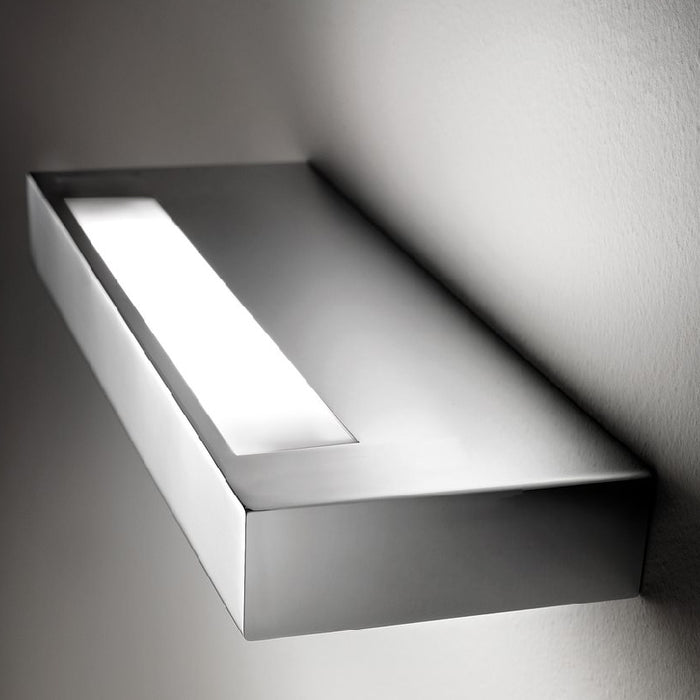 Leucos Alias P35 4-lt 14" LED Wall Light