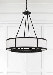 Crystorama BRY-8008 Bryant 8-lt 32" Chandelier