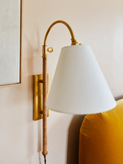Hudson Valley MDS501 Curves No.1 1-lt 30" Tall Wall Sconce