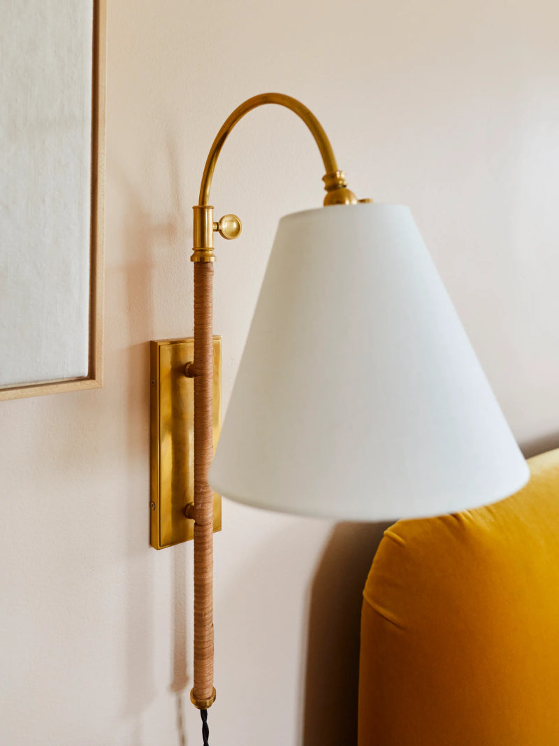 Hudson Valley MDS501 Curves No.1 1-lt 30" Tall Wall Sconce
