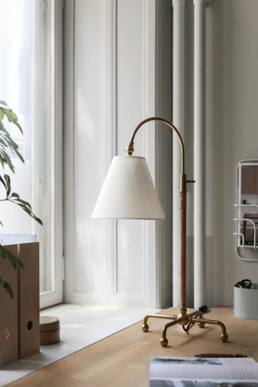 Hudson Valley MDSL502 Curves No.1 1-lt 31" Tall Table Lamp