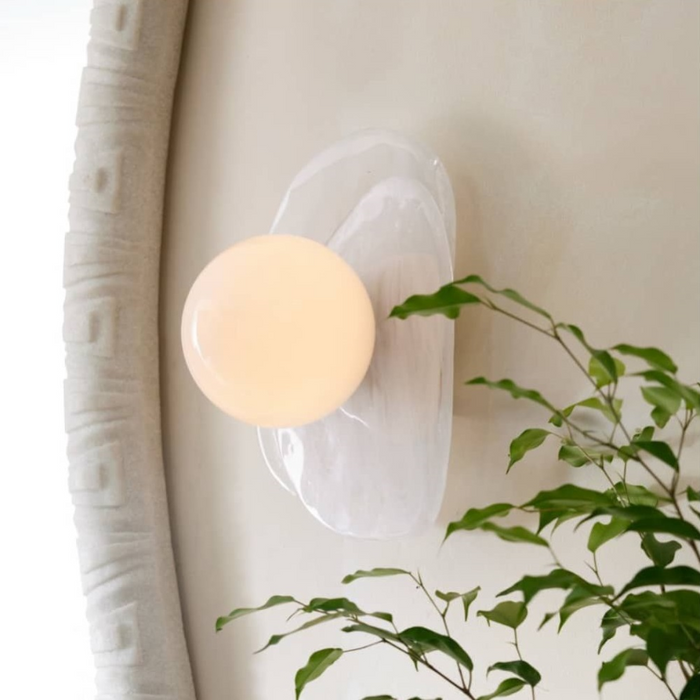 Arteriors DWC57 Freeney 1-lt 14" Tall Wall Sconce