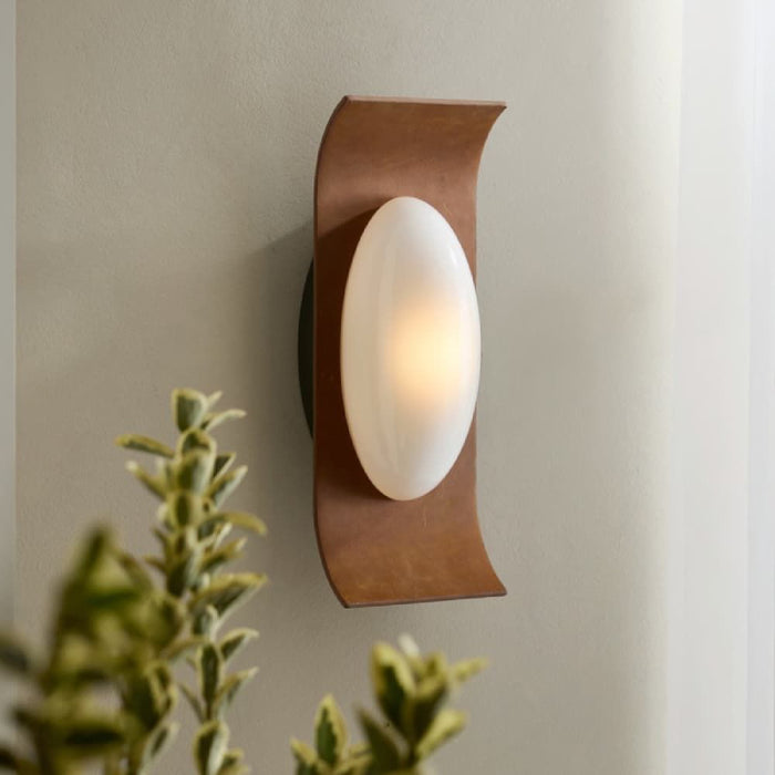 Arteriors Jeter 1-lt 14" Tall LED Wall Sconce - Brandy Leather