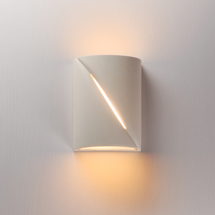 ET2 E14390 Puff 1-lt 8" Tall LED Outdoor Wall Sconce