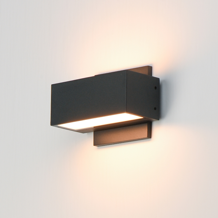 ET2 E23217 Blok 2-lt 7" LED Outdoor Wall Sconce - Black