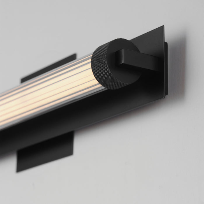 ET2 E23480 Doric 1-lt 19" LED Wall Sconce