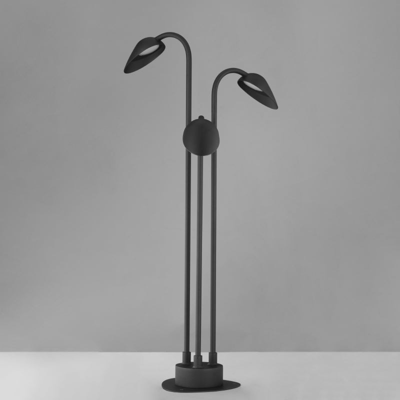 ET2 E24099 Marsh 3-lt 41" Tall LED Garden Light