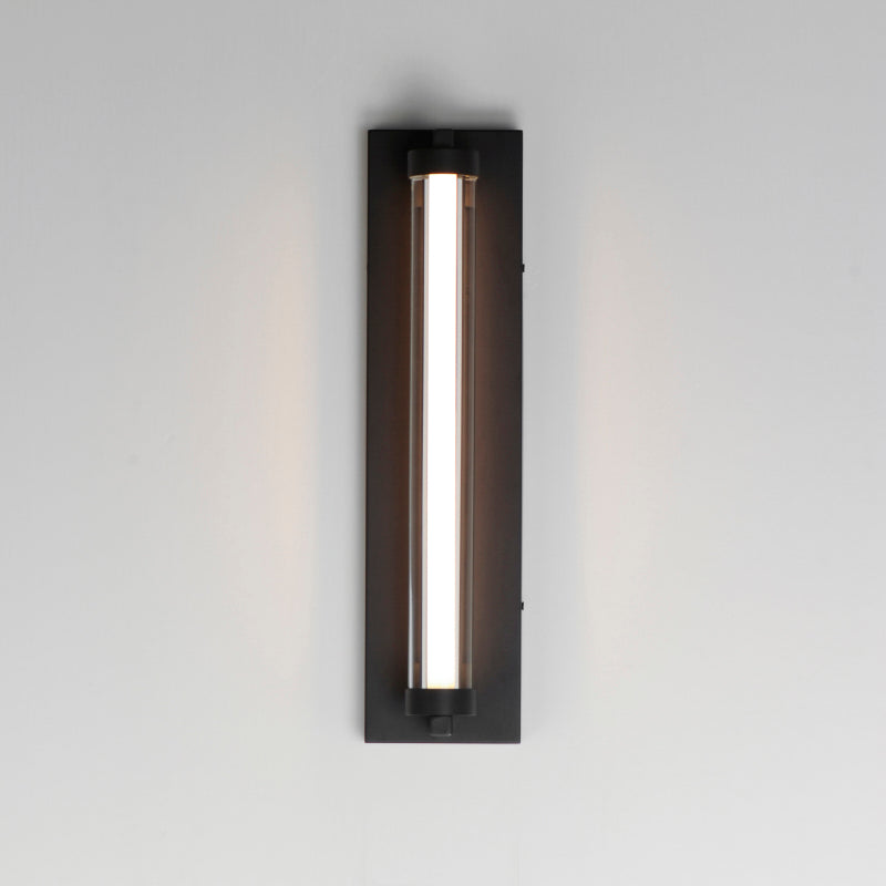 ET2 E30252 Fuse 1-lt 18" LED Outdoor Wall Sconce