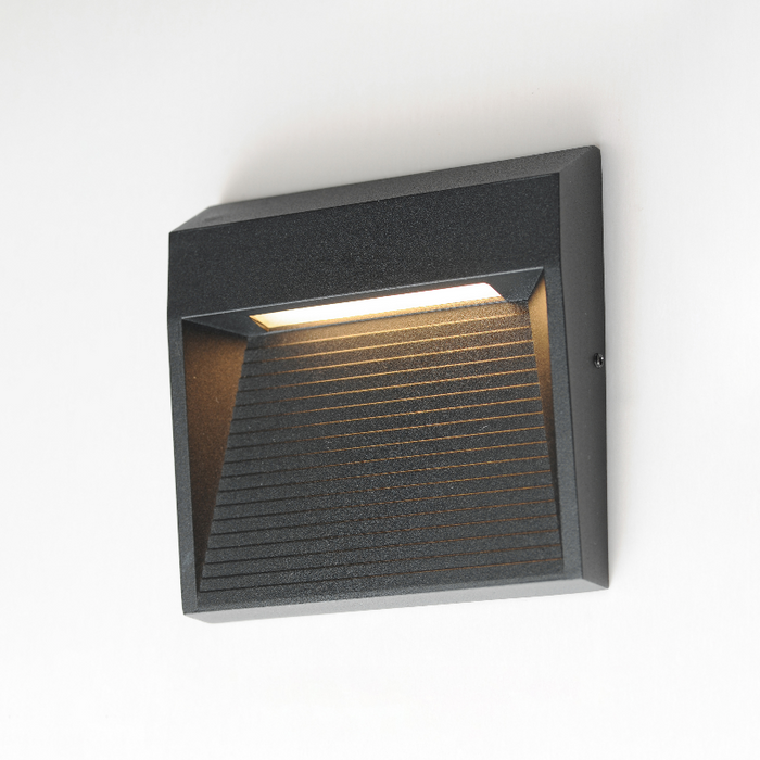 ET2 E41552 Steppes 1-lt 5" LED Outdoor Wall Sconce - Black