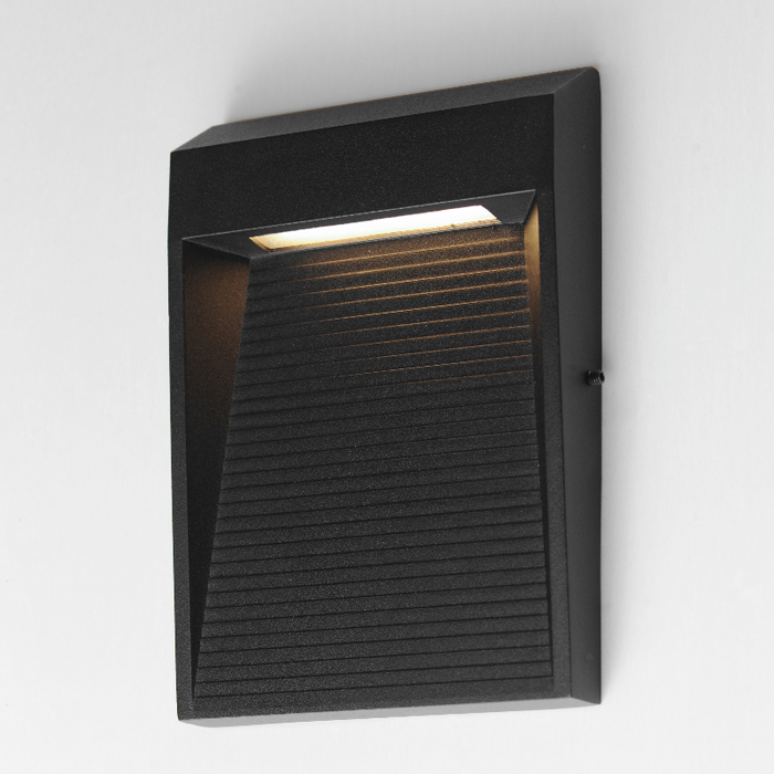 ET2 E41554 Steppes 1-lt 7" Tall LED Outdoor Wall Sconce - Black