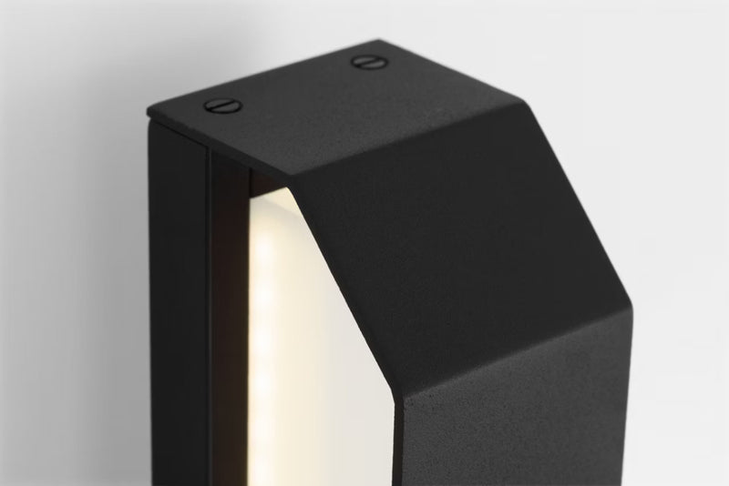 Generation GLO1481 Lakemont 1-lt 18" LED Vanity Light