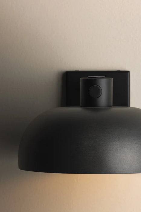 Troy B1506 Gomez 1-lt 10" Wall Sconce