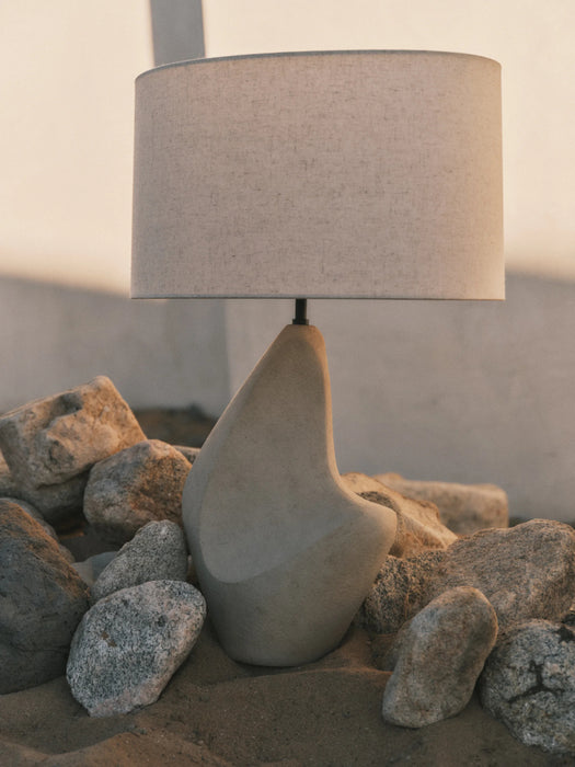 Troy PTL3727 Huntly 1-lt 27" Tall Table Lamp