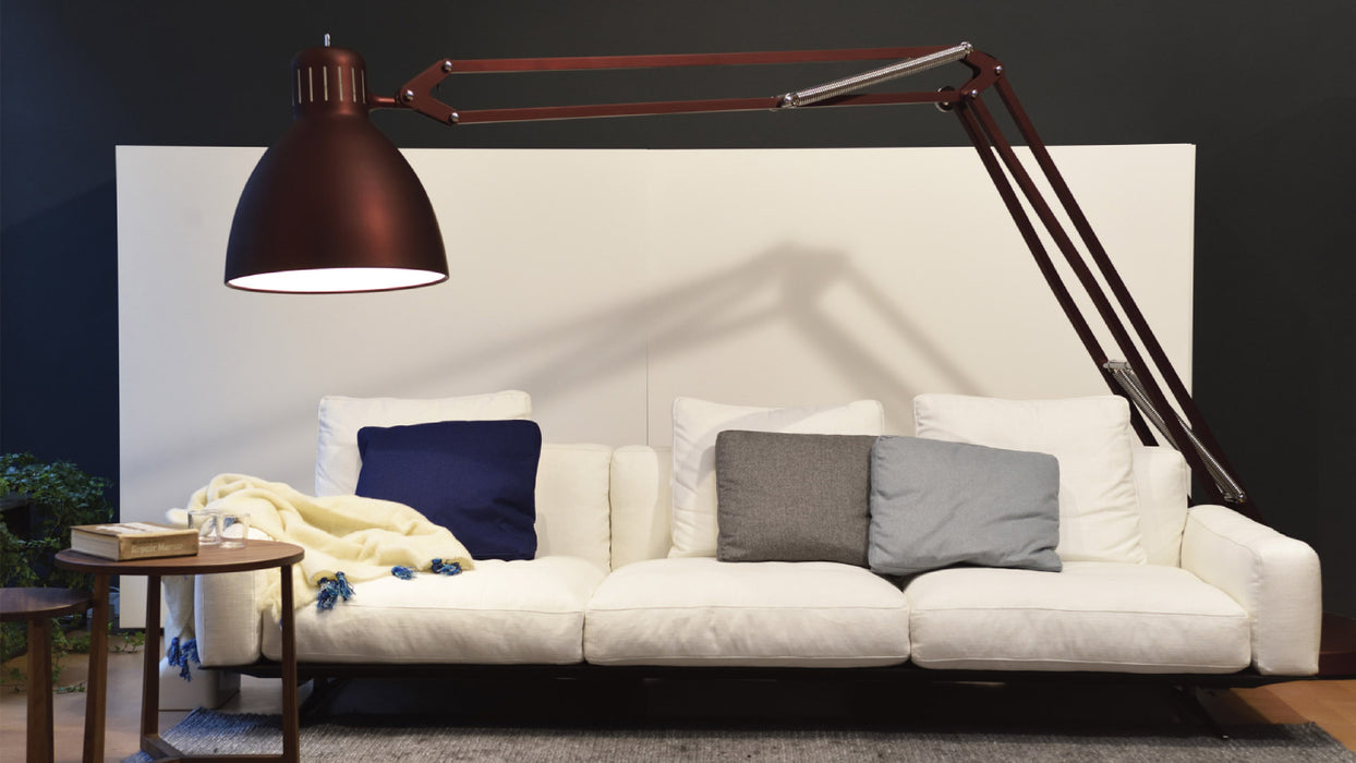 Leucos JJ Great 1-lt 112" Tall Floor Lamp