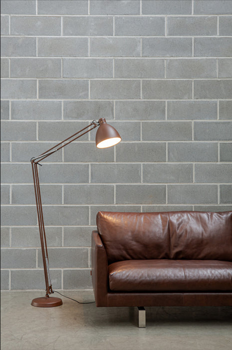 Leucos JJ Mid 1-lt 45" Tall Floor Lamp
