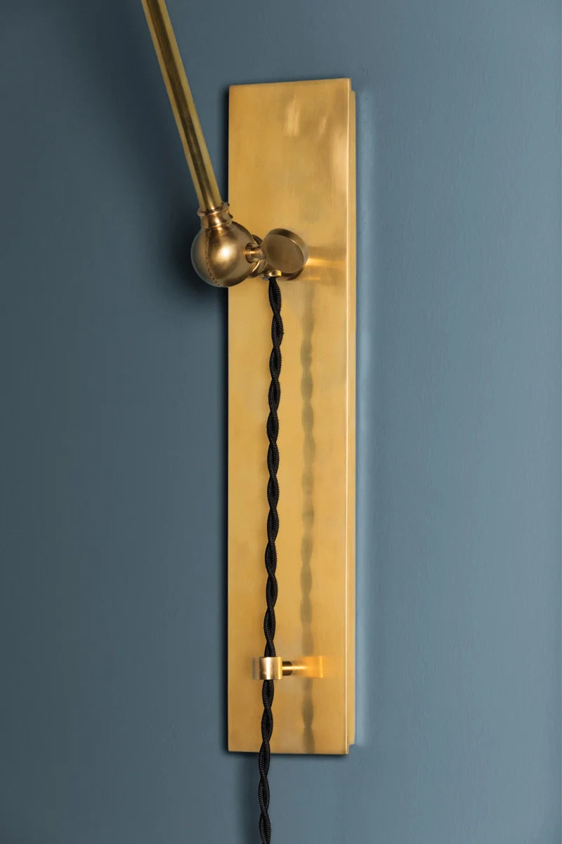 Hudson Valley MDS953 Metal 1-lt 45" Tall Wall Sconce