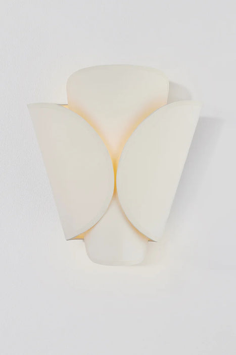 Hudson Valley 9201 Savoie 1-lt 12" Tall Wall Sconce - Off White