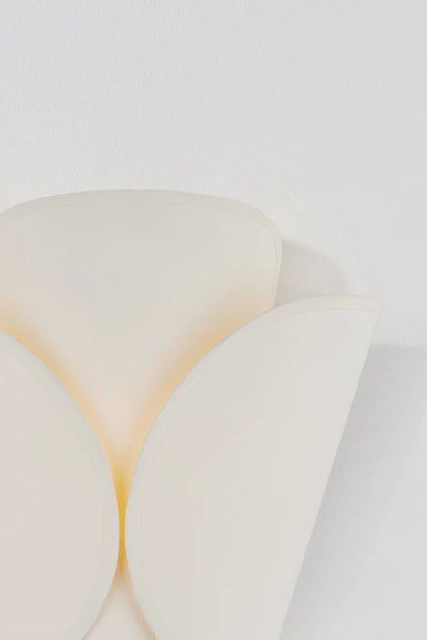 Hudson Valley 9201 Savoie 1-lt 12" Tall Wall Sconce - Off White