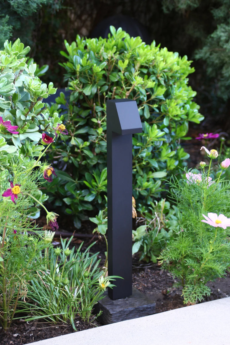 SPJ SPJ-21-BKPL 23" Tall LED Outdoor Path Light