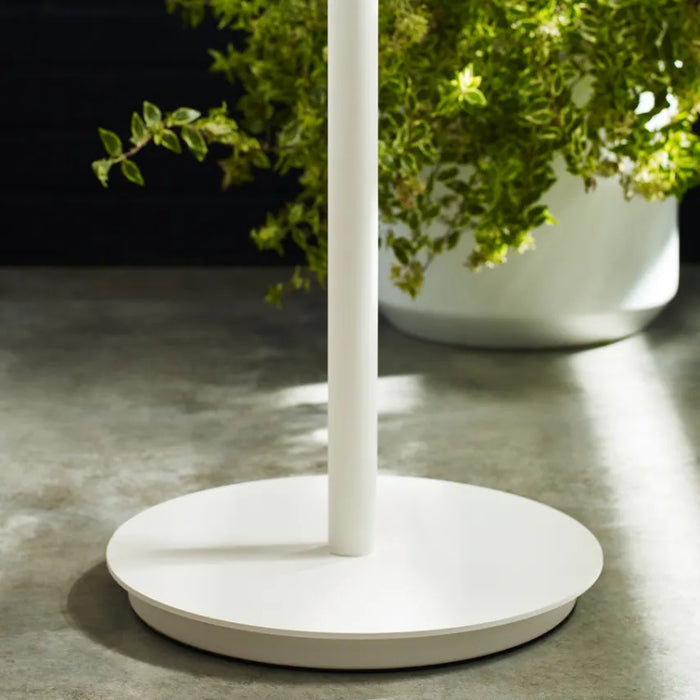 Tech 700OPRTNEV92762 Nevis 1-lt 62" Tall LED Outdoor Floor Lamp