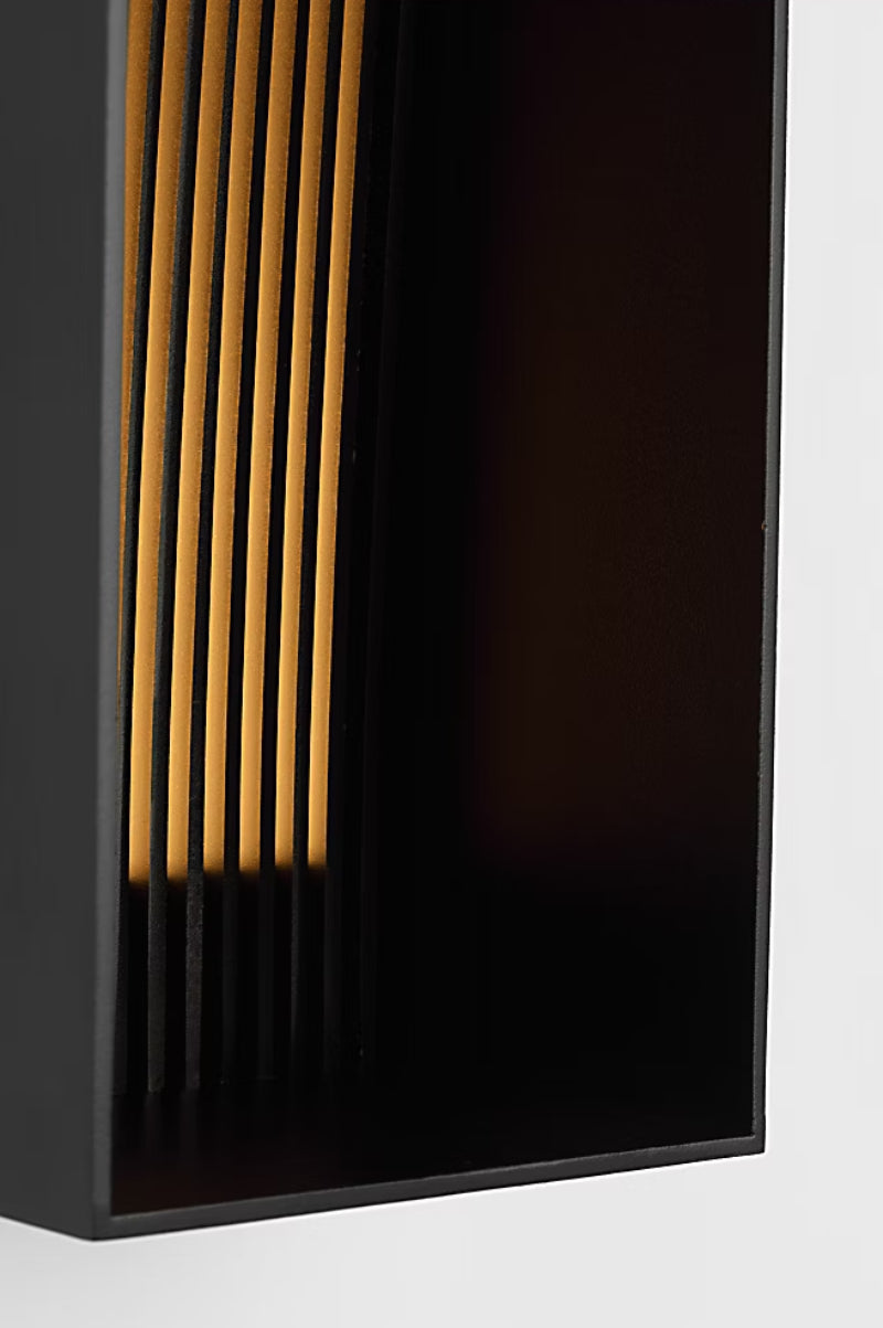 Visual Comfort MDOWS86127 Strum 1-lt 21" Tall LED Outdoor Wall Sconce