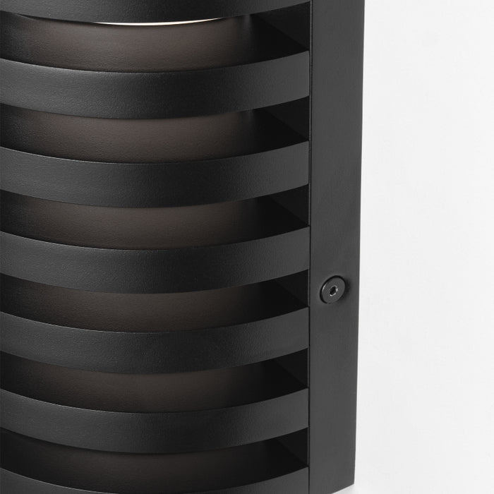 Visual Comfort SLOWS717 Quoddy 1-lt 27" Tall LED Outdoor Wall Sconce