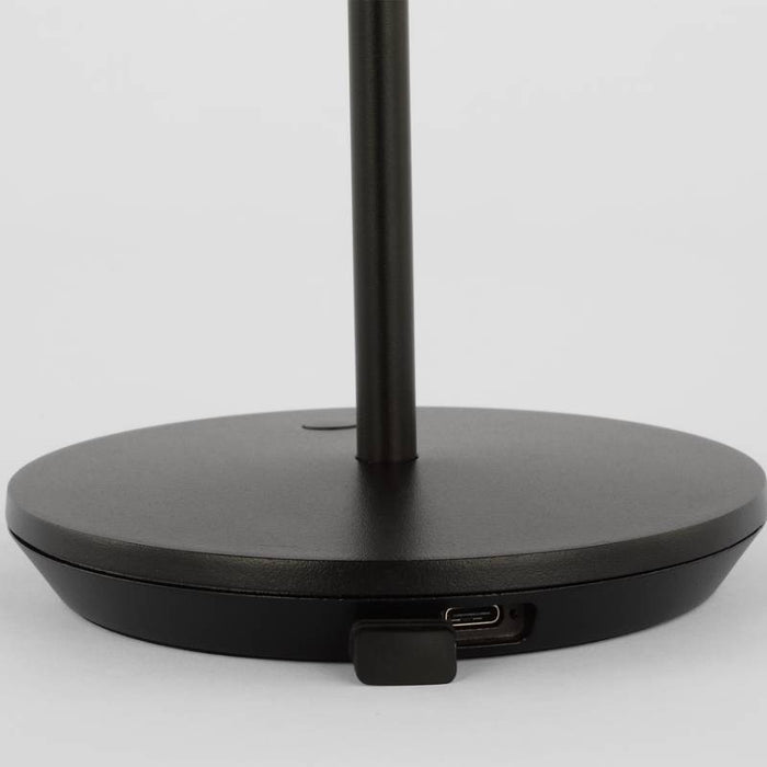 Visual Comfort SLTB53127 Nevis 1-lt 11" Tall LED Table Lamp - Black