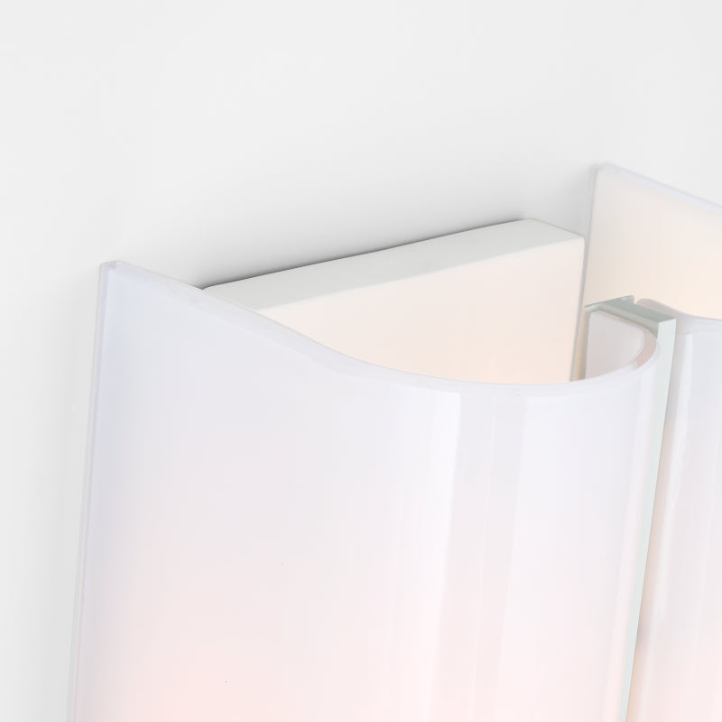Visual Comfort LXW1061 Cheverny 1-lt 13" Tall Wall Sconce - Matte White